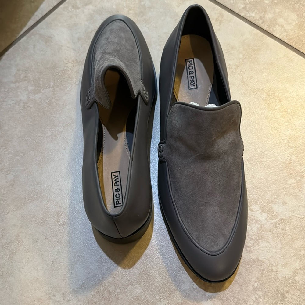 We NEW pic & pay loafers